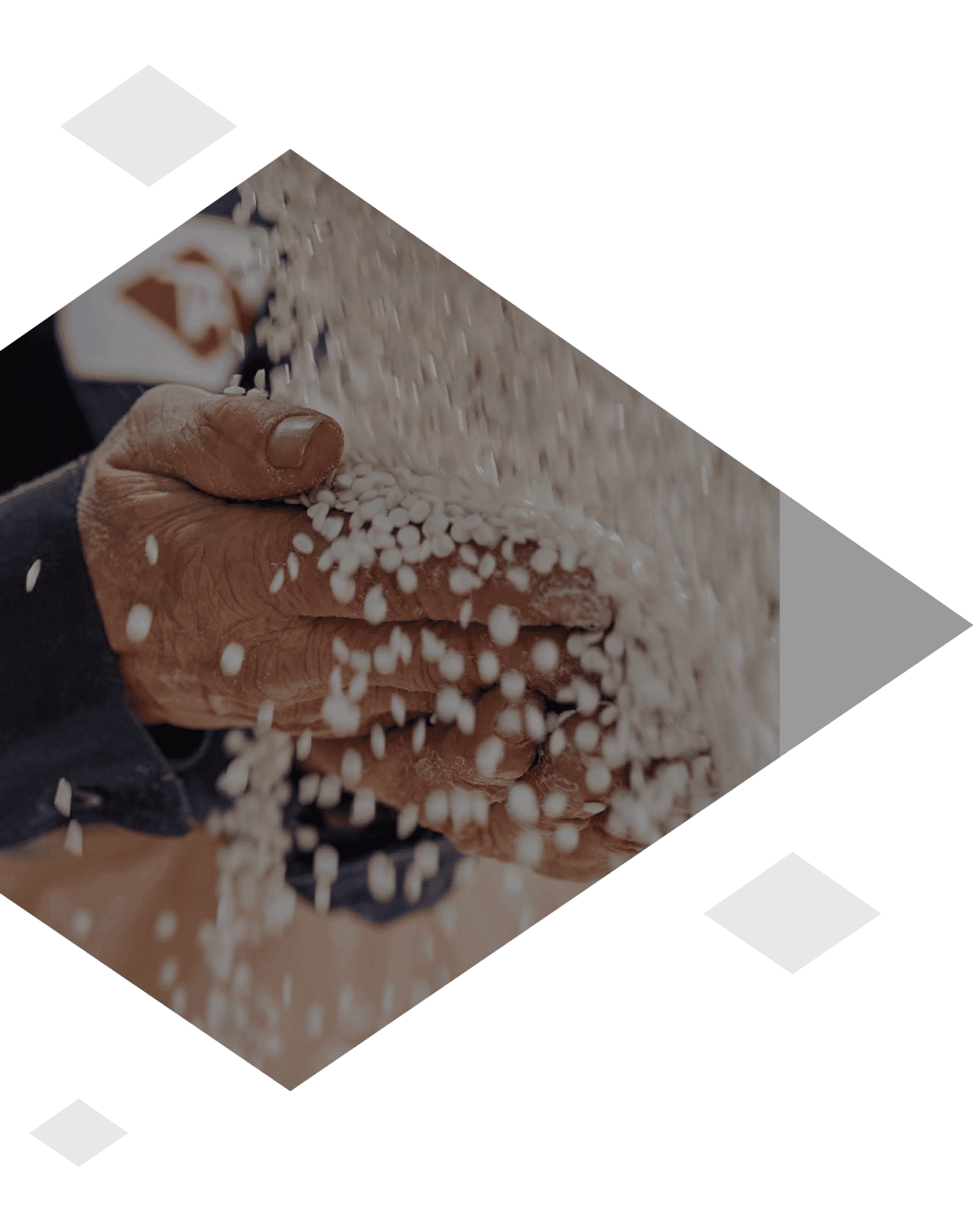 hands_holding_plastic_pellets